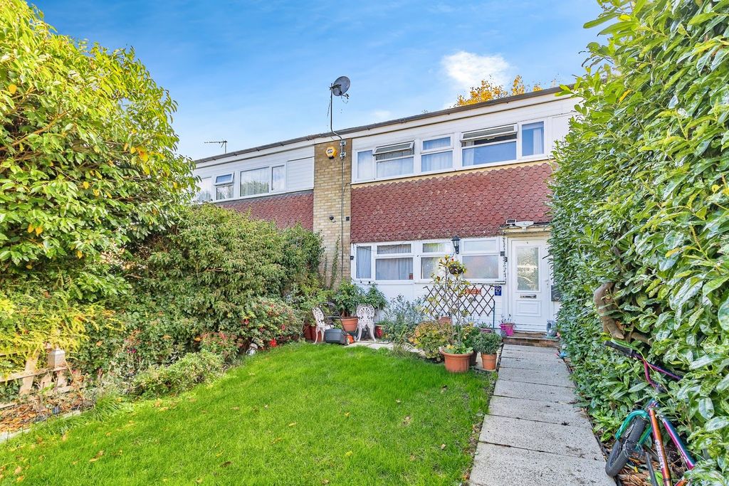 Property photo 1 of 18