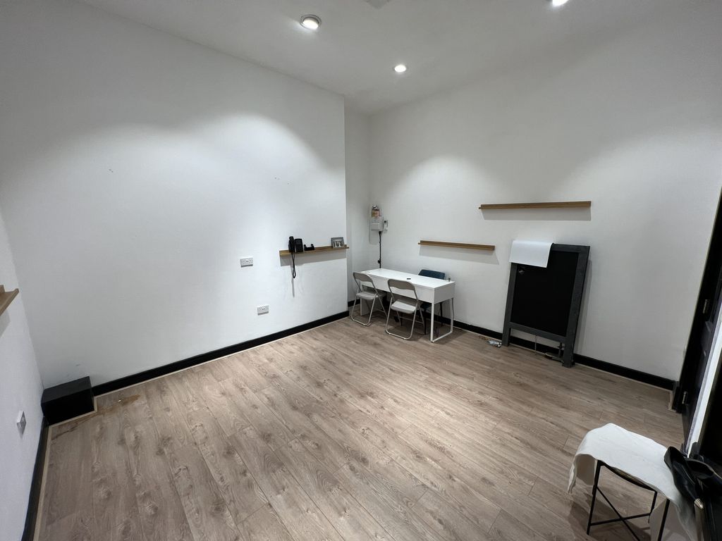 Property photo 2 of 2