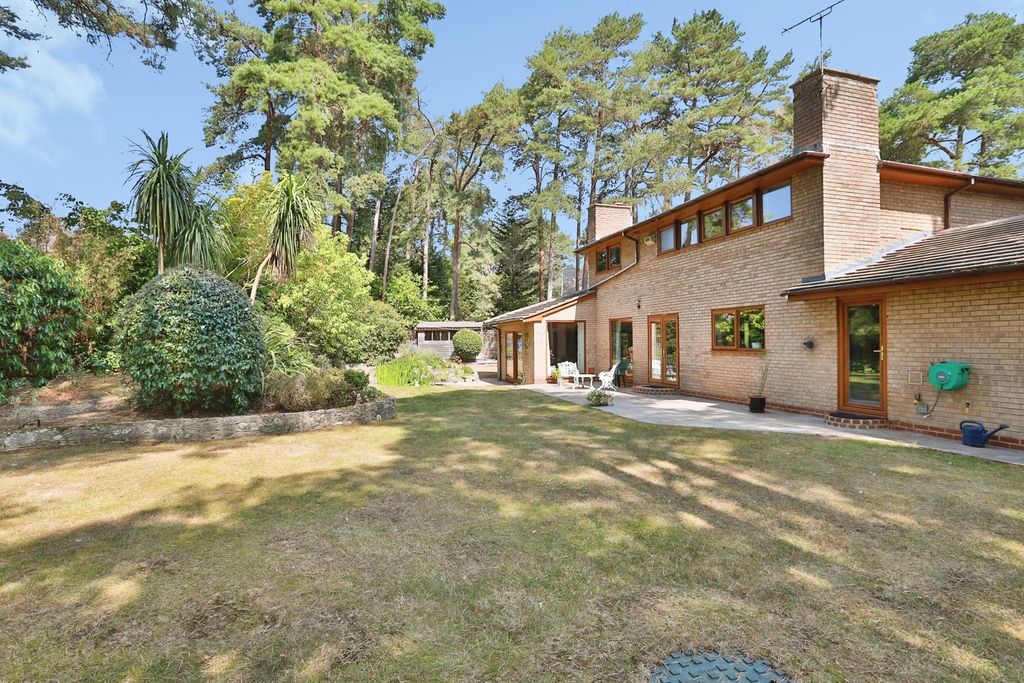 Property photo 2 of 20 Pbox-Img.Jpg