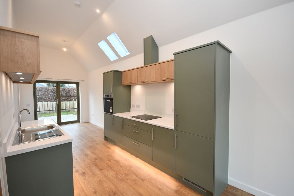 Property photo 2 of 9 Photo