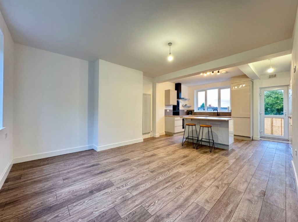 Property photo 3 of 11 Best Letting Agent Sheffield