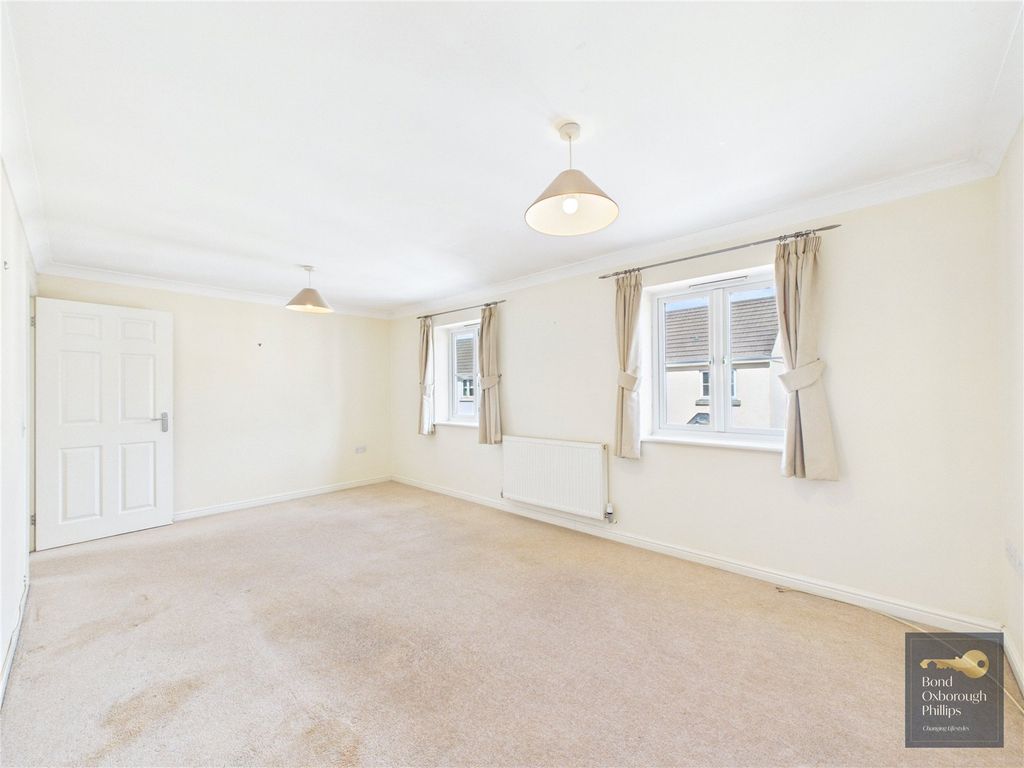 Property photo 3 of 12 Picture No. 34