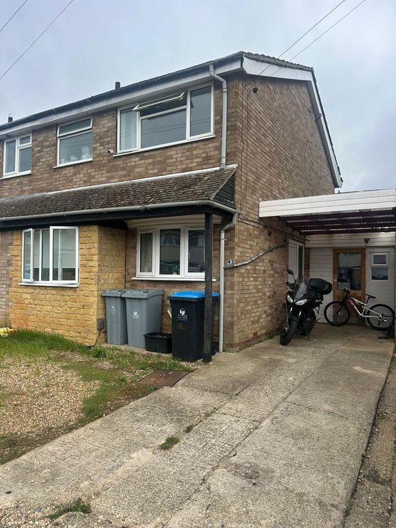 Property photo 1 of 9 External View