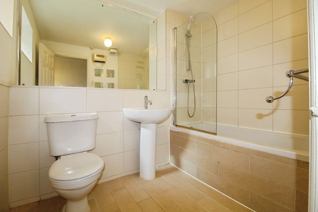 Property photo 3 of 21 Pbox-Img.Jpg