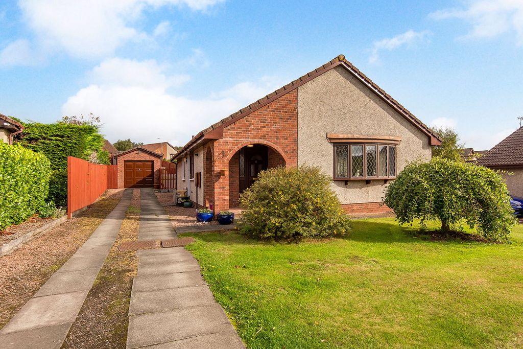 Property photo 1 of 16