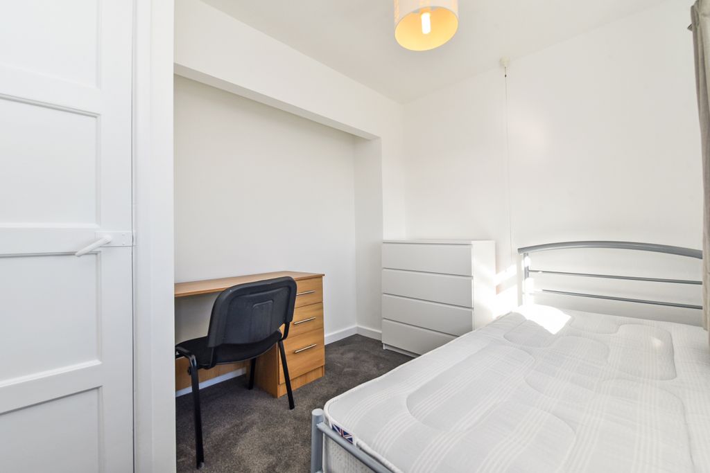 Property photo 1 of 14 Ph34_3409088