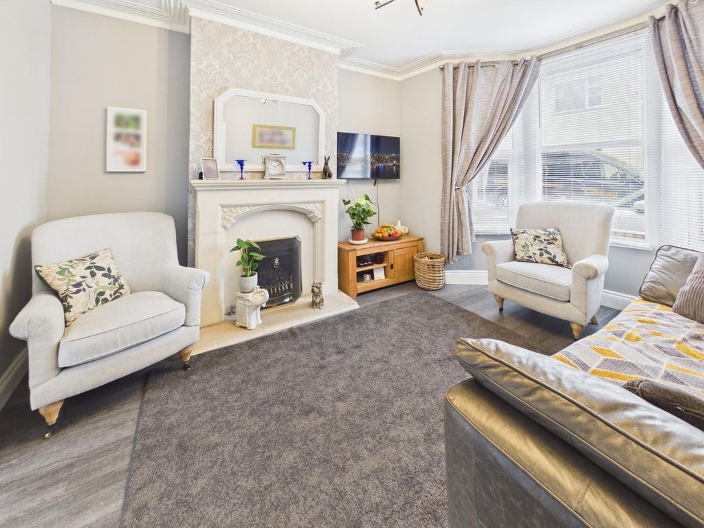 Property photo 2 of 29 Cam01576G0-Pr0355-Still004.Jpg