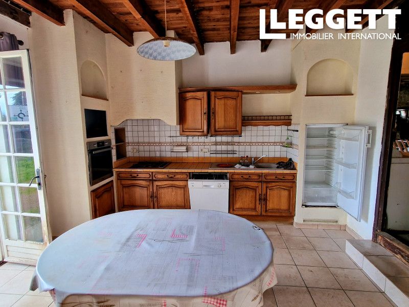 Property photo 3 of 10