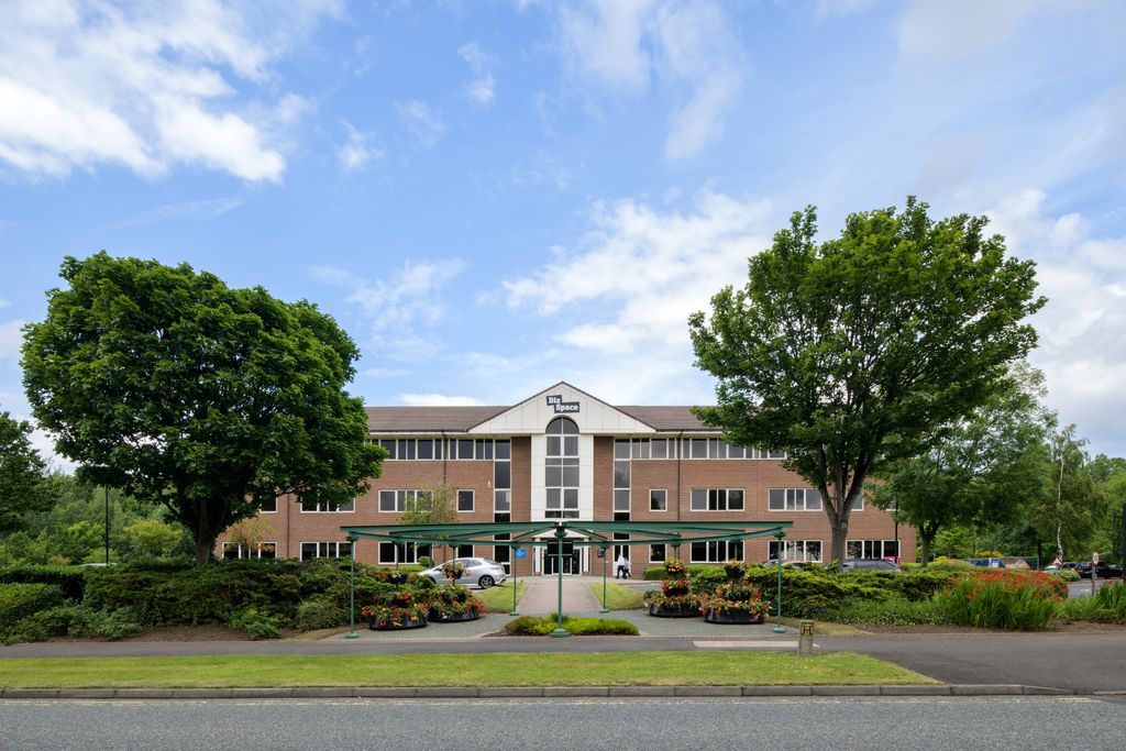 Property photo 1 of 9 Amber Court