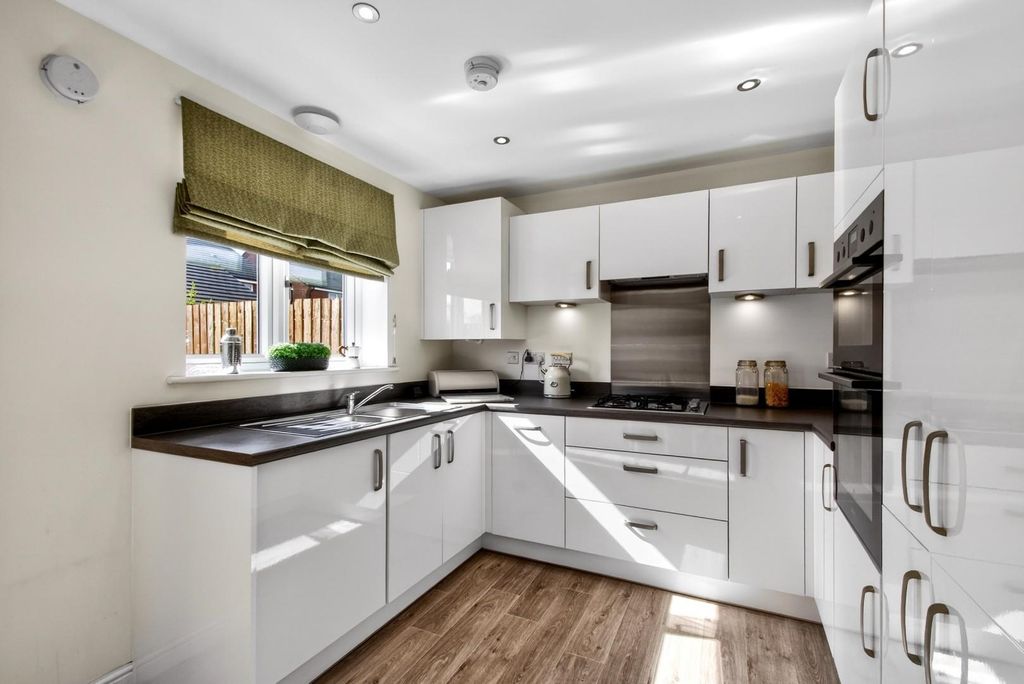 Property photo 2 of 16 13Stablemews-9.Jpg