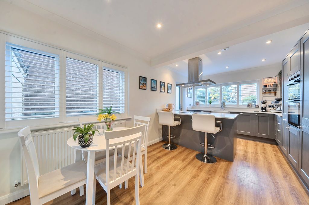 Property photo 2 of 31 Picture No. 31