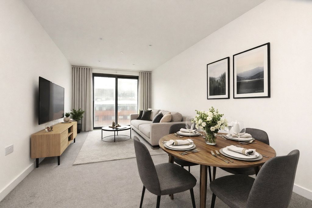 Property photo 2 of 4 Reception