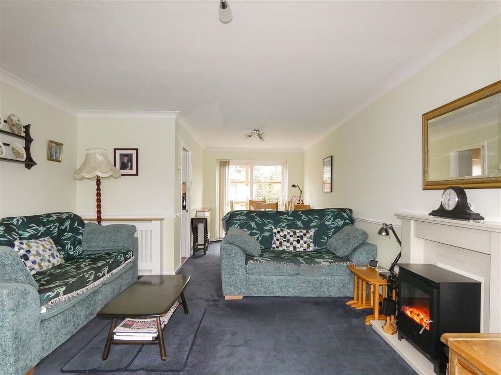 Property photo 2 of 13 Lounge/Dining Room
