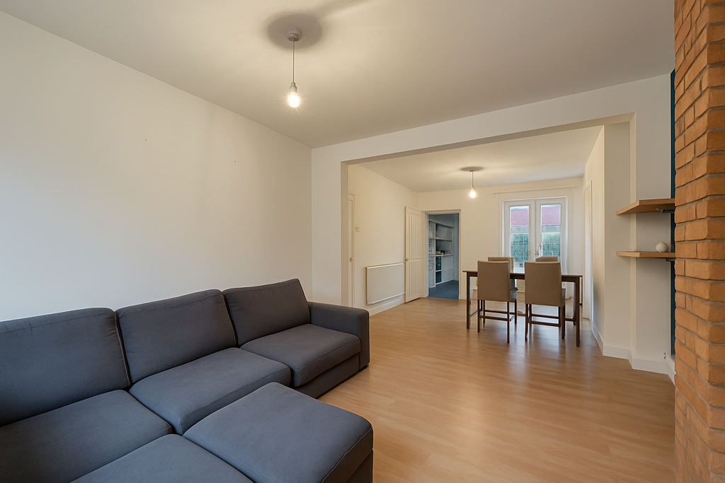 Property photo 2 of 12