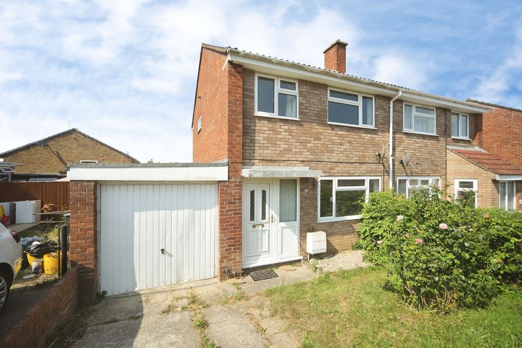 Property photo 1 of 20
