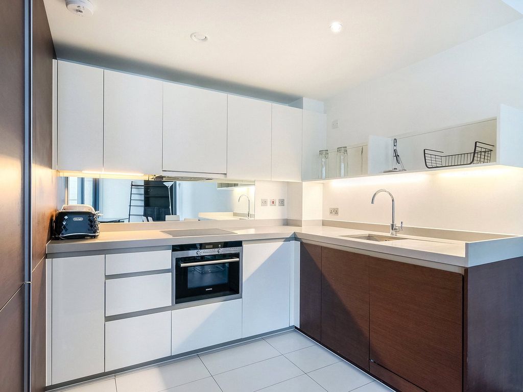 Property photo 3 of 13 Baltimore Wharf