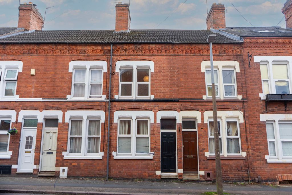 Property photo 1 of 22