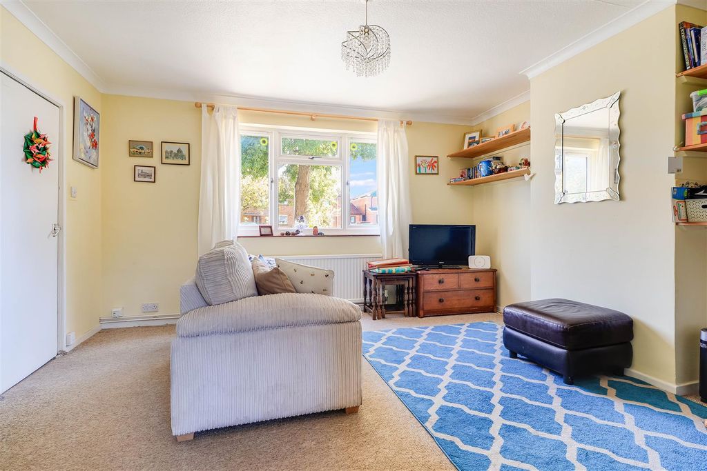 Property photo 2 of 18 Img (13).Jpg