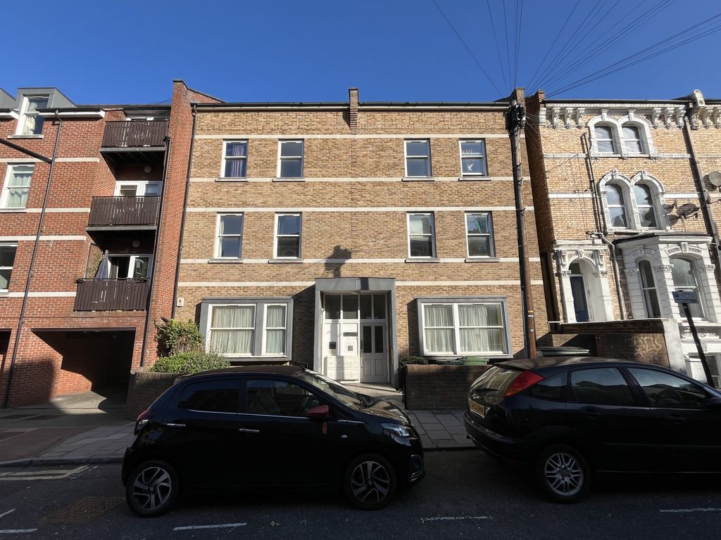 Property photo 2 of 41 Img_6077.Jpg