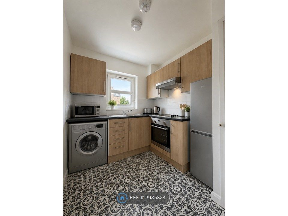 Property photo 1 of 4