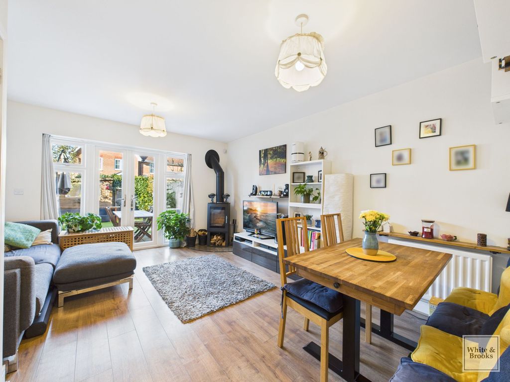 Property photo 2 of 20 Living/Dining Room