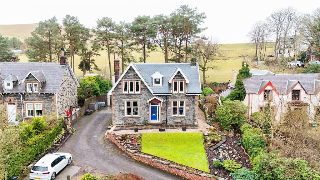 Property photo 1 of 43 External