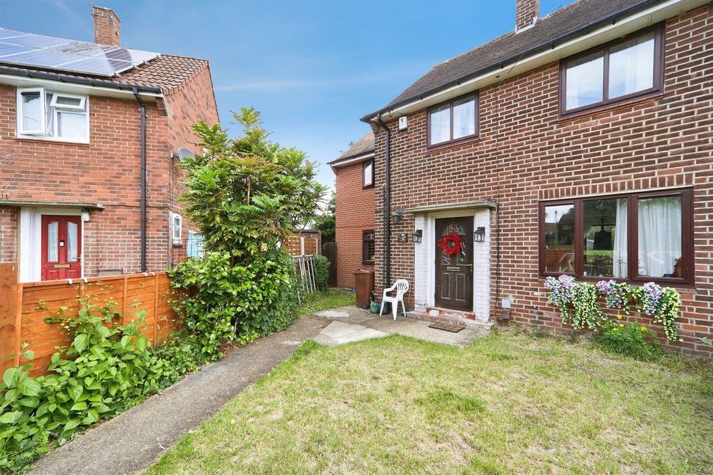 Property photo 1 of 18
