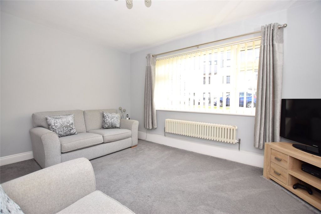 Property photo 1 of 12 Picture No. 27