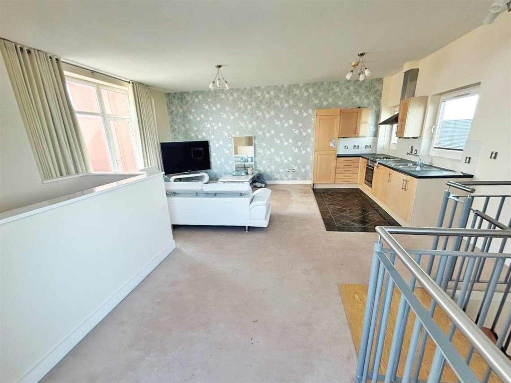 Property photo 2 of 5
