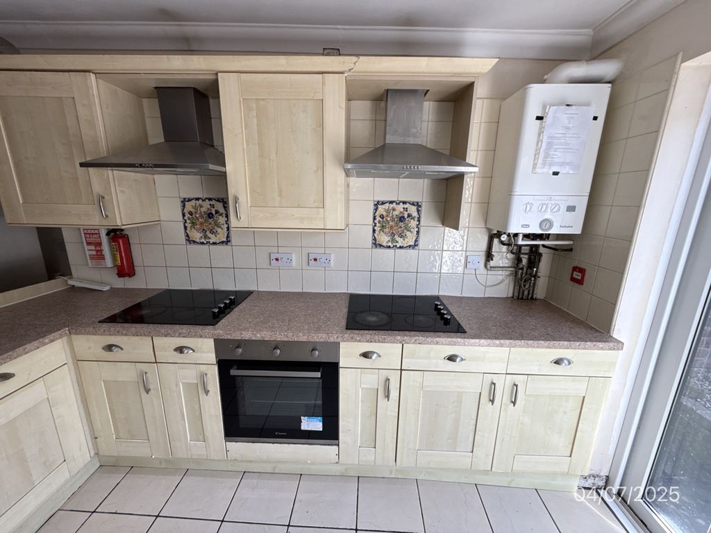 Property photo 2 of 28 Gallery