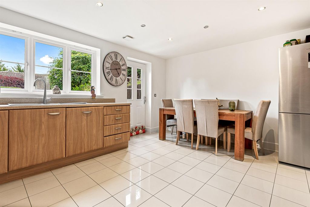 Property photo 2 of 21 Other Aspect