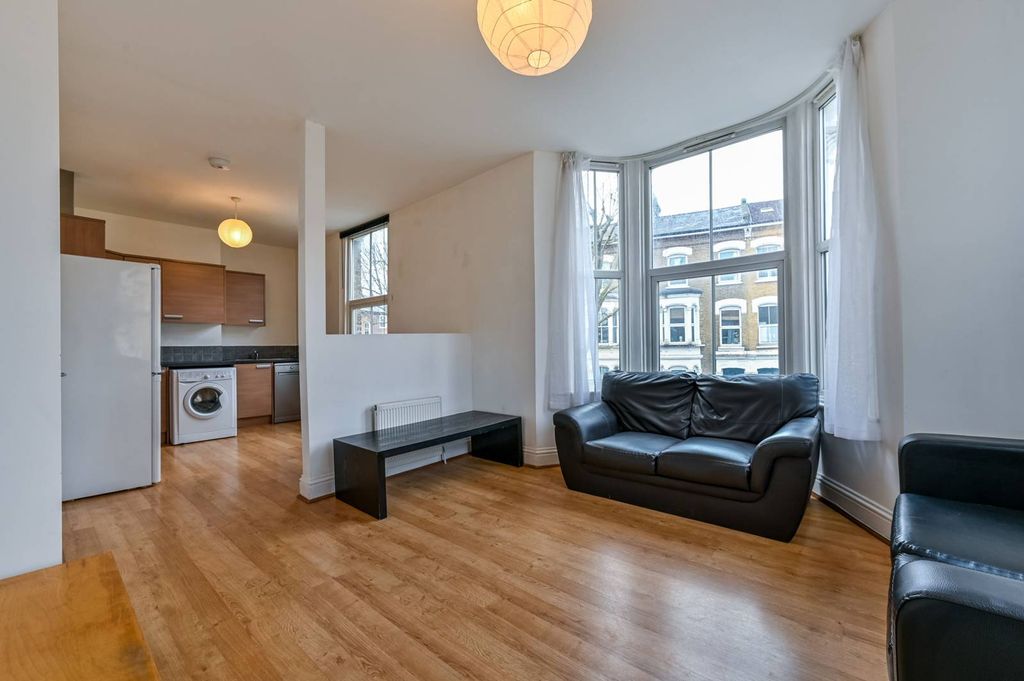 Property photo 1 of 9