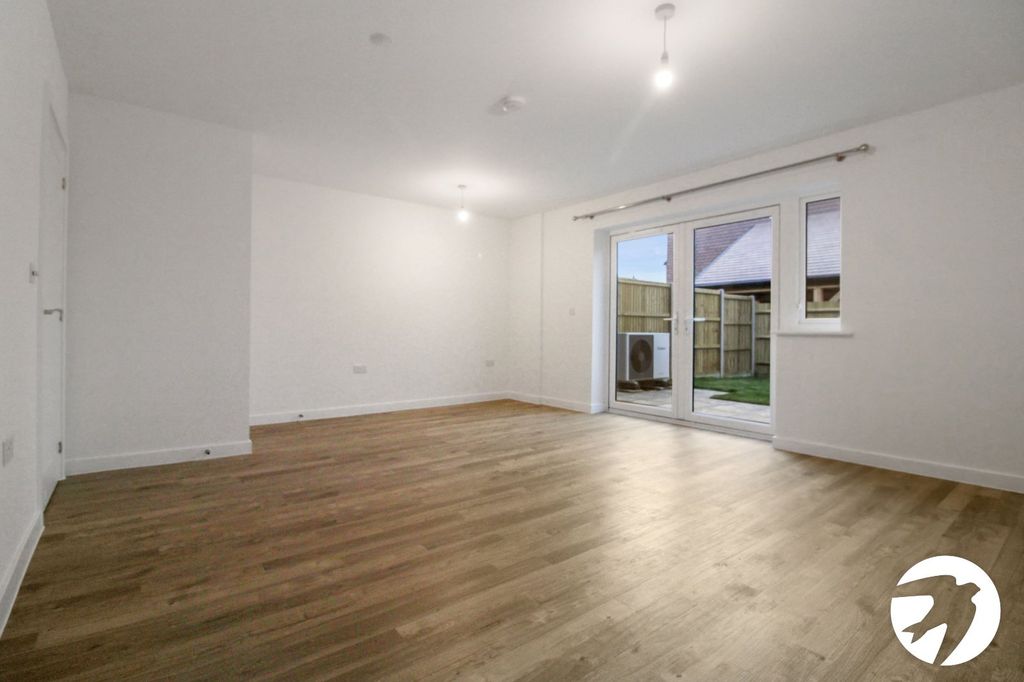 Property photo 3 of 10 Picture No. 03