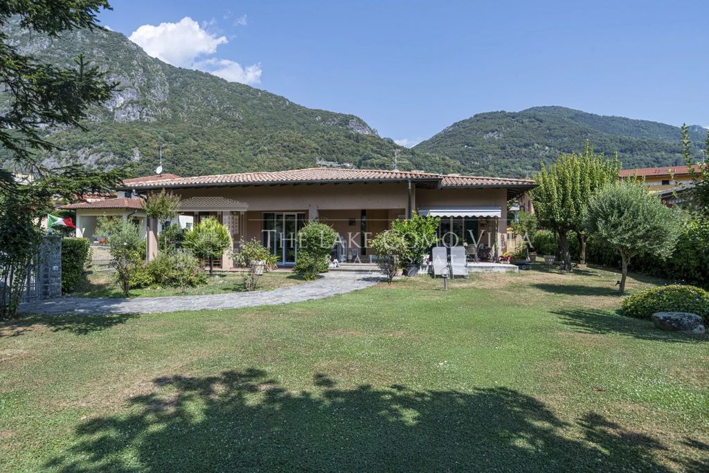 Property photo 2 of 40 Porlezza The Lake Como Villa- Via Alla Fabrica