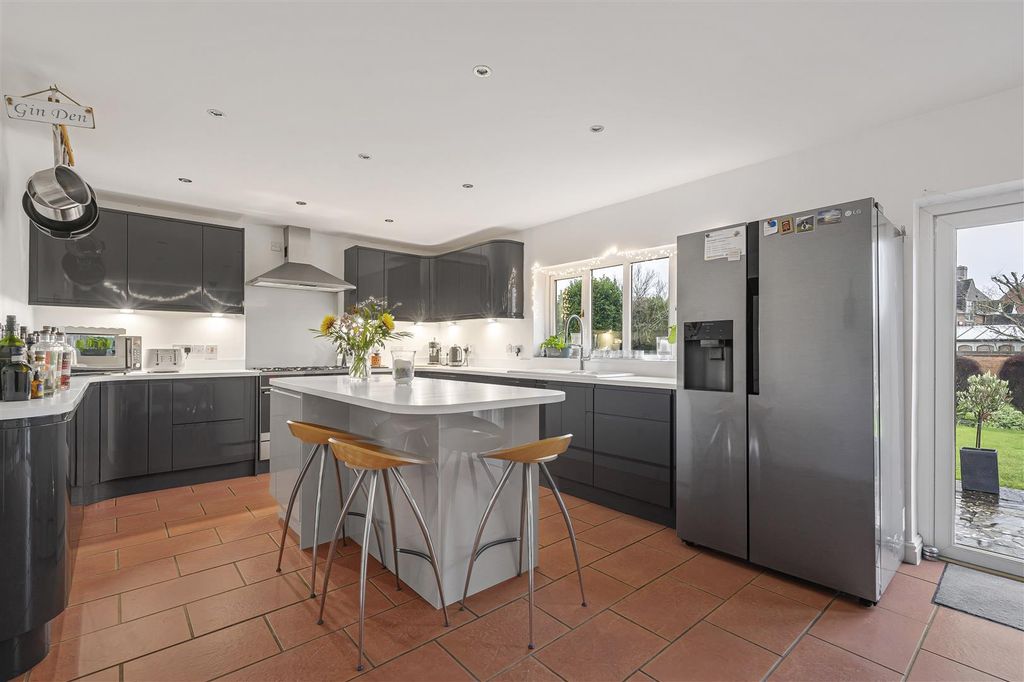 Property photo 2 of 28 17_70007.Jpg