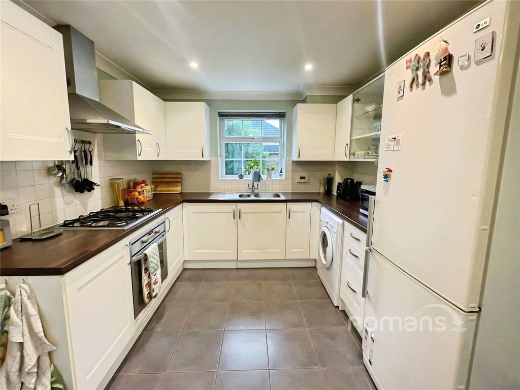 Property photo 3 of 10 Picture No. 13