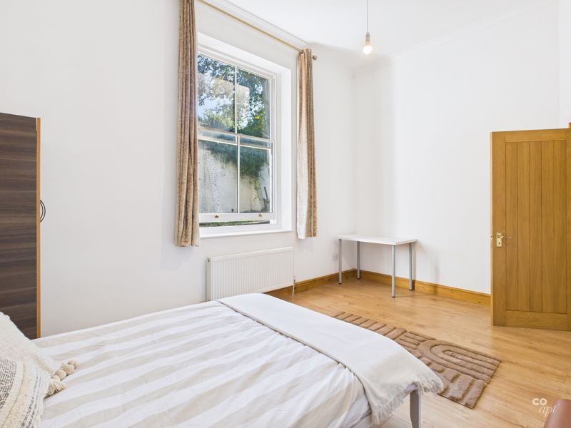 Property photo 3 of 9 Photo 1