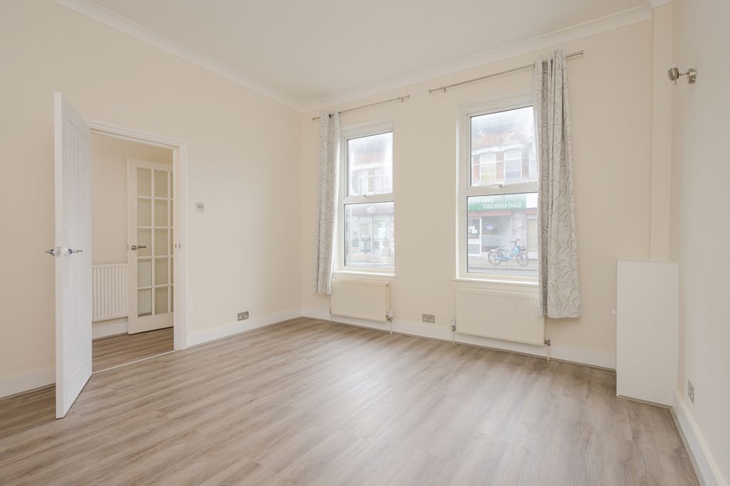 Property photo 3 of 13 Picture No. 14