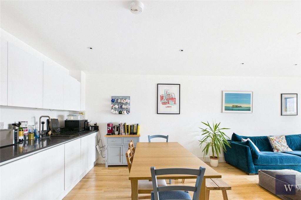 Property photo 2 of 11 Picture No. 11