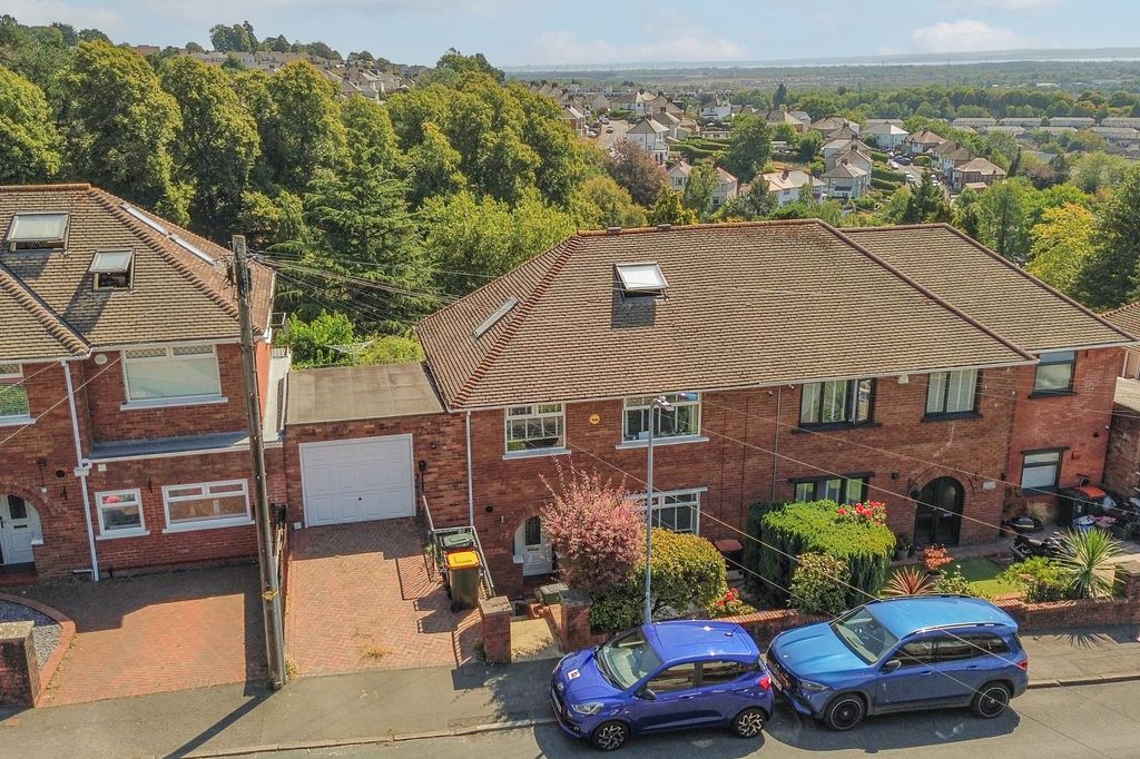 Property photo 1 of 37