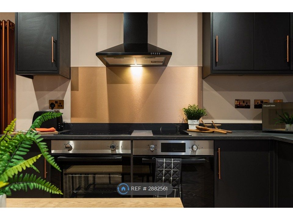 Property photo 2 of 13 Communal Kitchen