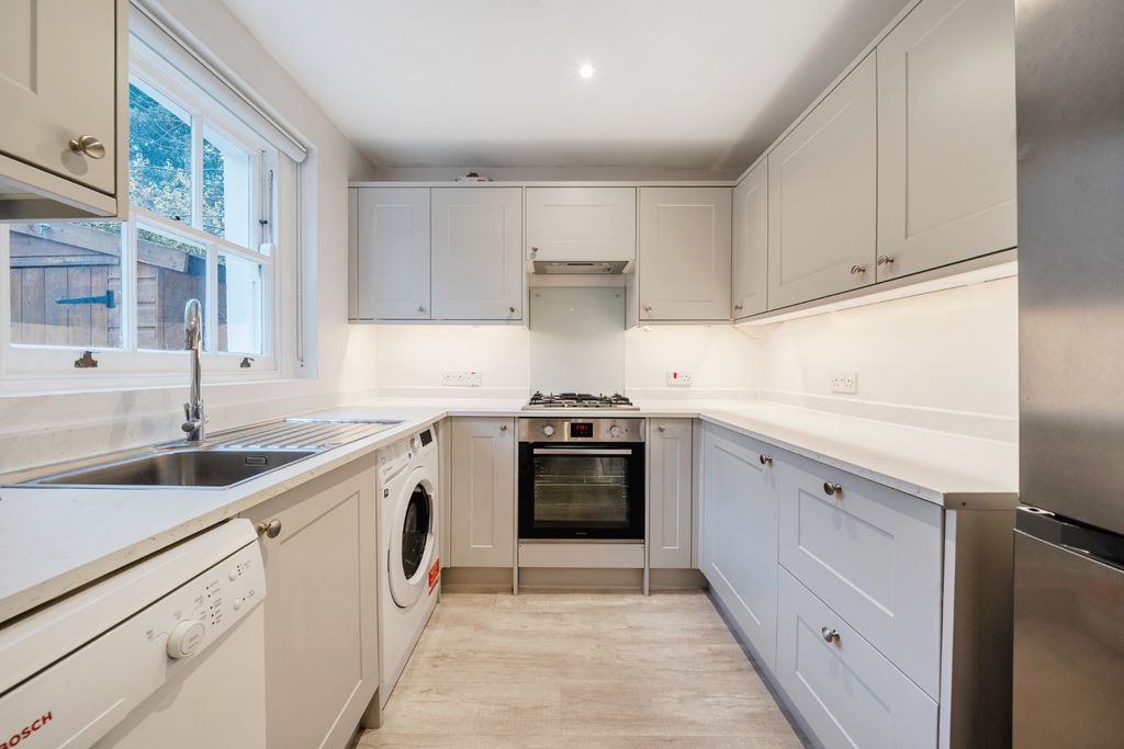 Property photo 3 of 12 Picture No. 12