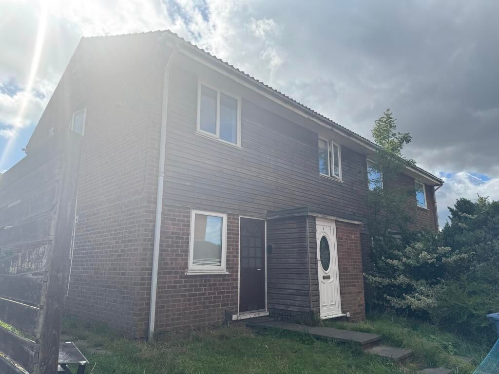 Property photo 1 of 8