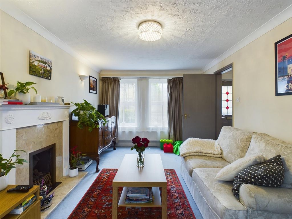 Property photo 3 of 13 Cam02202G0-Pr0188-Still002.Jpg