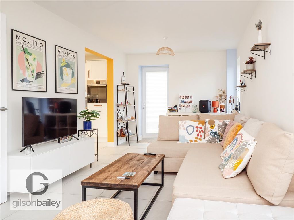 Property photo 2 of 29 17Draperway-20.Jpg