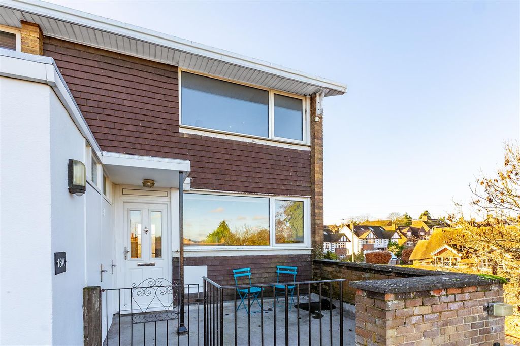 Property photo 1 of 7