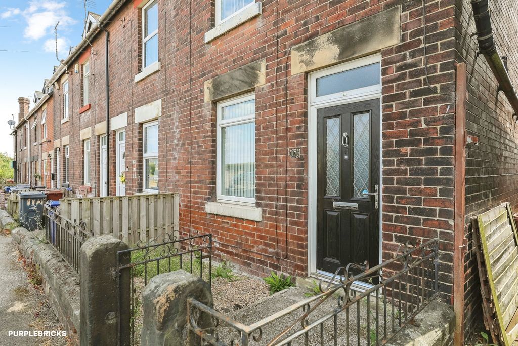 Property photo 2 of 19