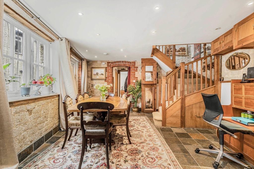 Property photo 3 of 12 Picture No. 17