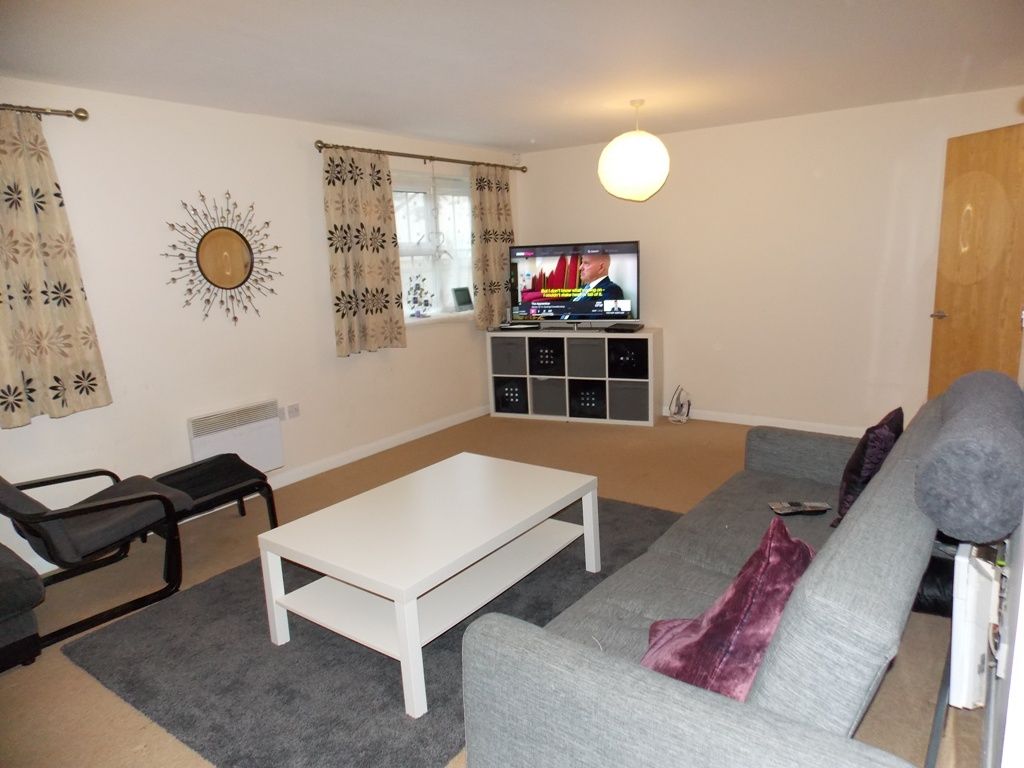 Property photo 2 of 10