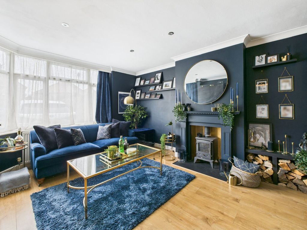 Property photo 2 of 23